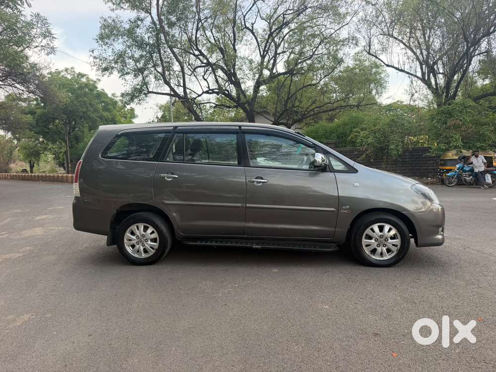 Toyota Innova 2.5 Vx 7 Str, 2009, Diesel