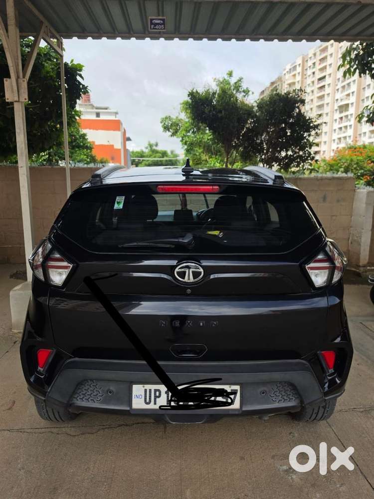 Tata Nexon Petrol Zxa +o Amt 2022