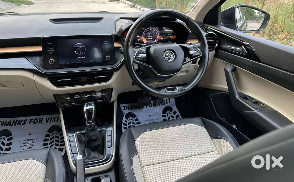 Skoda Slavia 1.0 Tsi Style At, 2023, Petrol
