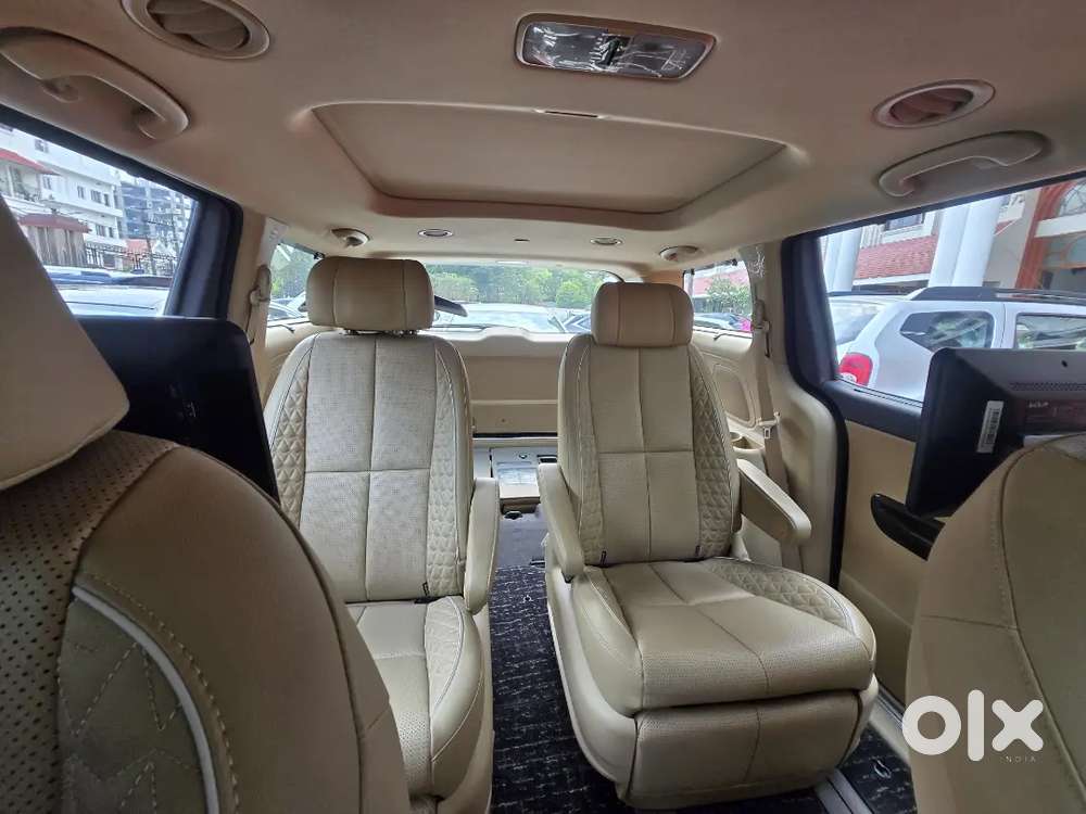 Kia Carnival 2023 Diesel 
Immaculate Condition