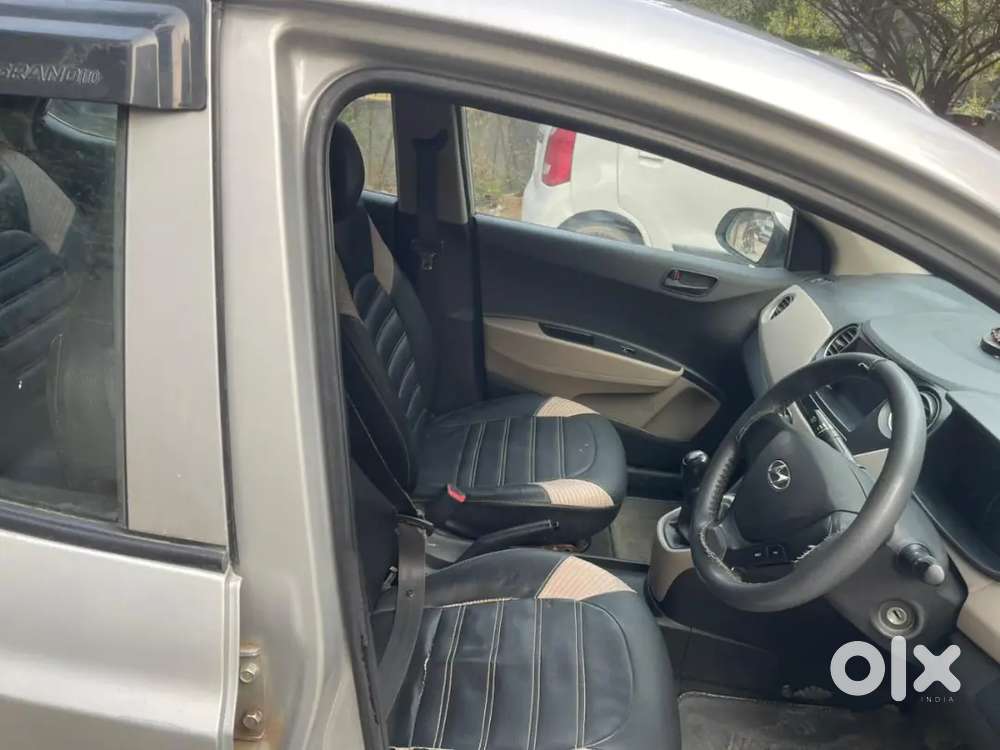 Hyundai Grand I10 2017 Petrol 52000 Km Driven..