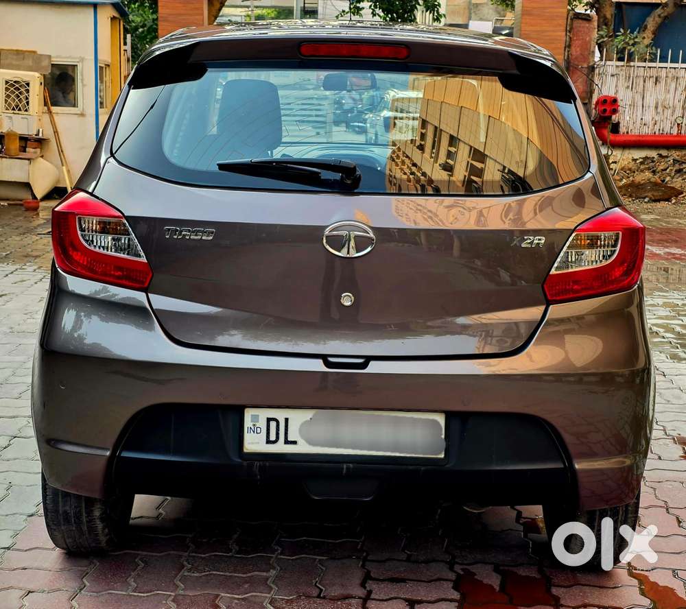 Tata Tiago 1.2 Revotron Xza, 2018, Petrol