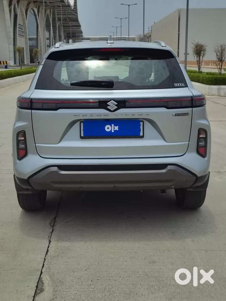 Maruti Suzuki Grand Vitara 1.5 Zeta Plus Intelligent Hybrid Ecvt, 20..