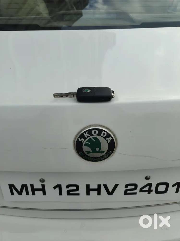 Skoda Rapid 1.6 Active 2012