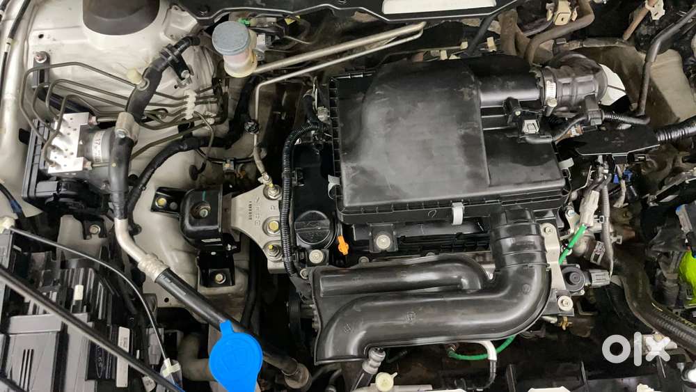 Maruti Suzuki Brezza Zxi Plus At, 2022, Petrol
