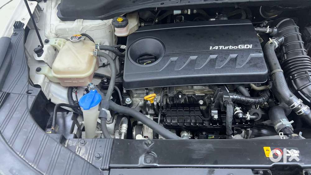 Kia Carens 1.4 Luxury Plus 6 Str, 2022, Petrol