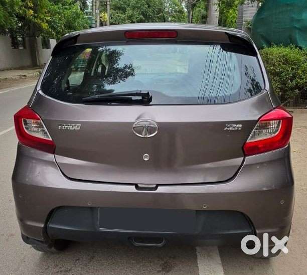 Tata Tiago Xza, 2018, Petrol