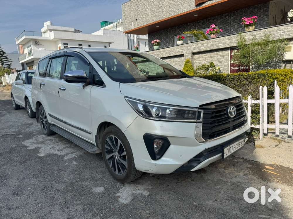 Toyota Innova Crysta 2021 Diesel Well Maintained