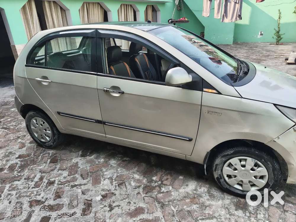 Tata Indica Vista Saffire Limited Edition Of 2011 Model
