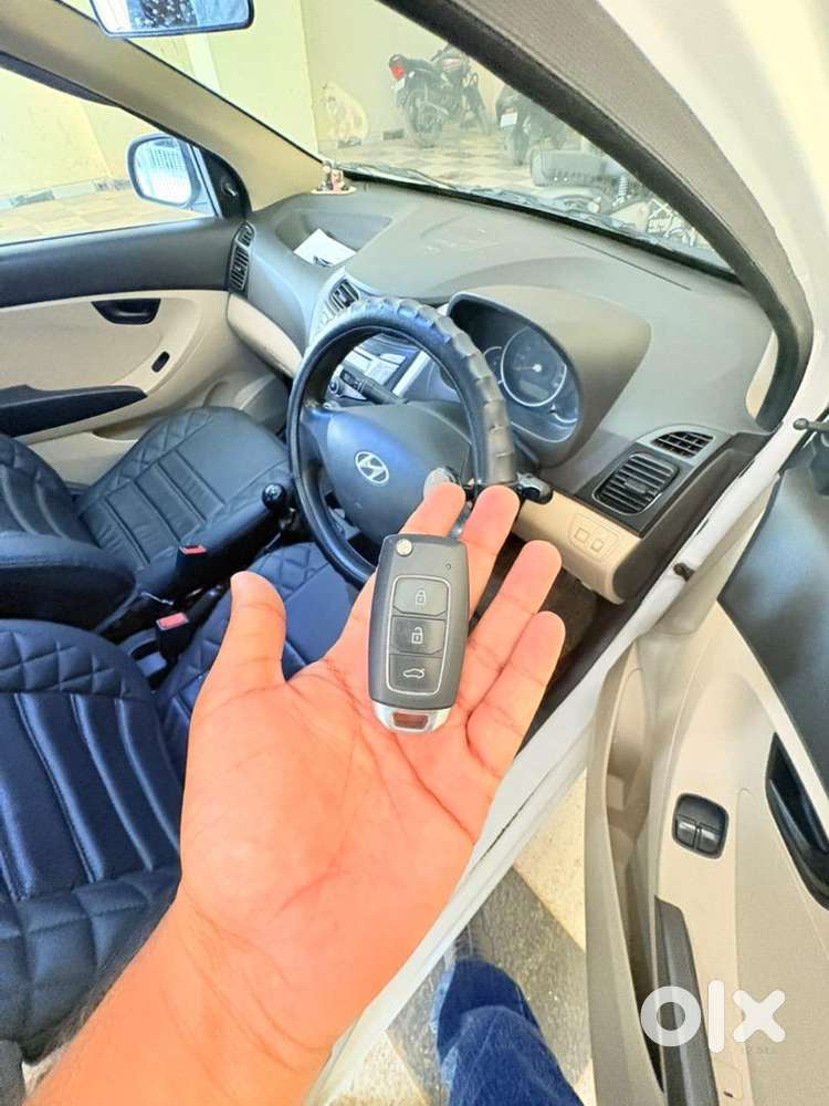 Hyundai Eon 2012 Petrol Well Maintained