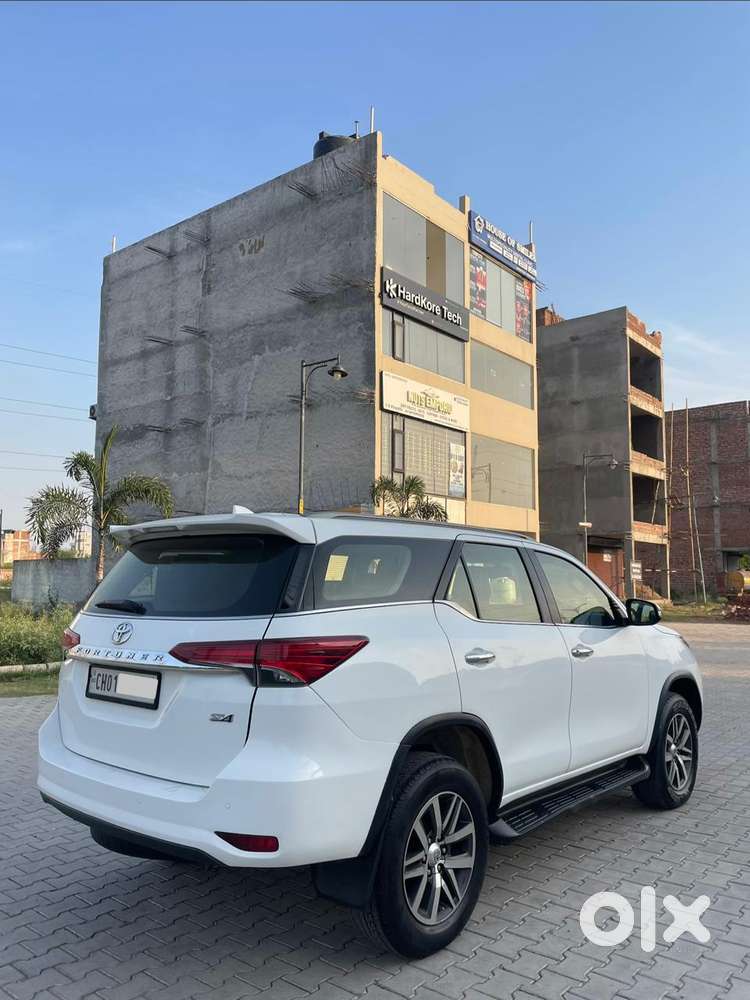 Toyota Fortuner 4x4 At 2.8 Diesel, 2019, Diesel