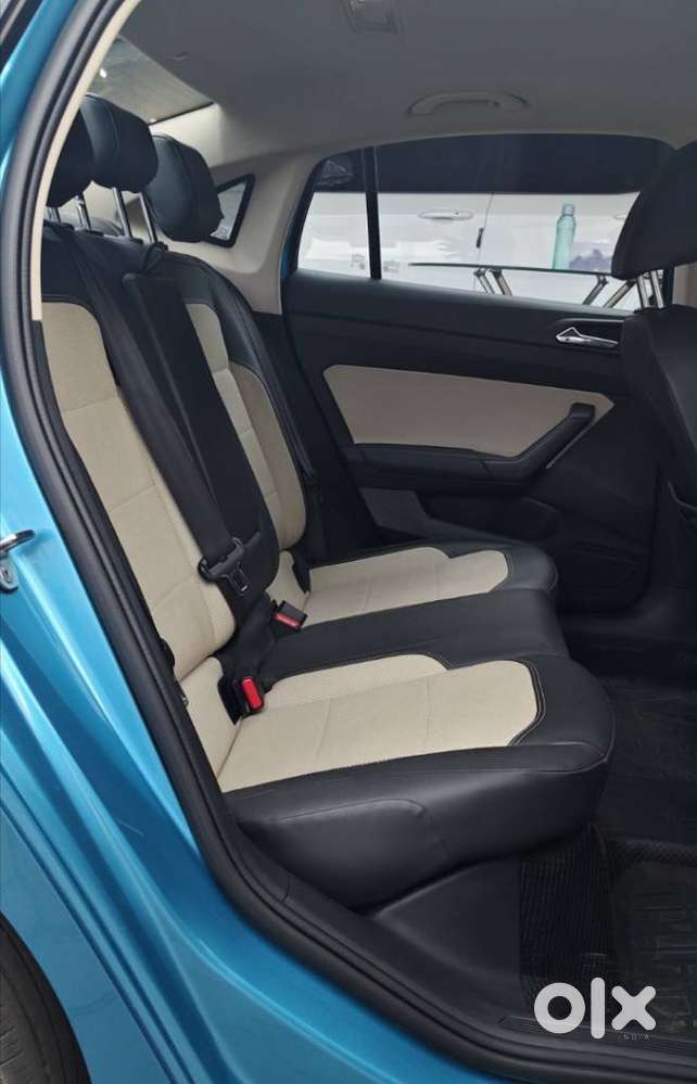 Skoda Slavia 1.0 Tsi Style, 2022, Petrol