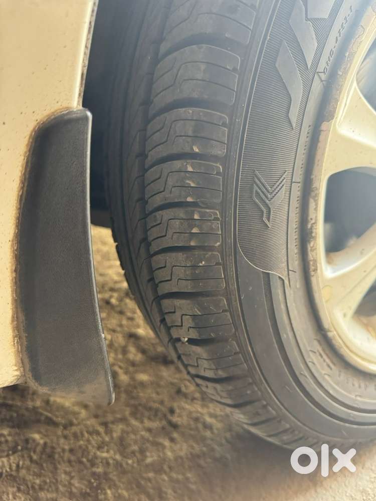 White Hyundai I10 Asta 1.2 Amt