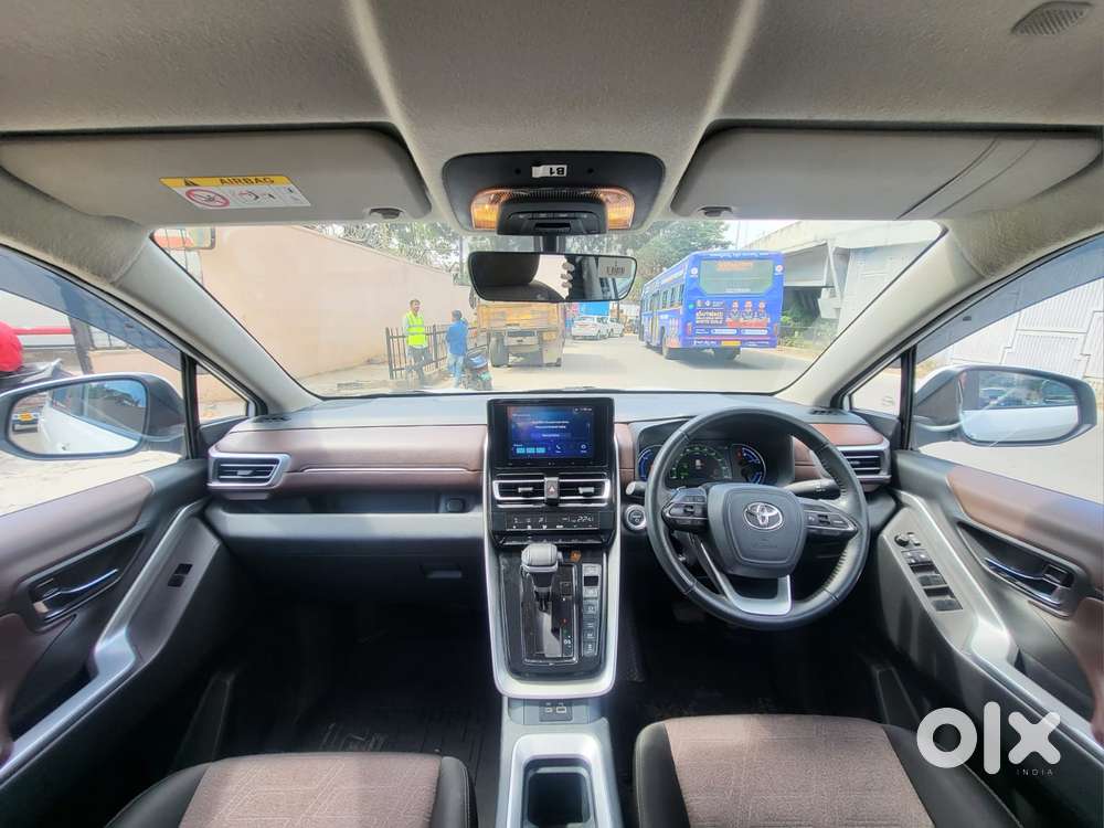 Toyota Innova Hycross 2.0 Vx (o) Hybrid 7 Str, 2023, Cng & Hybrids