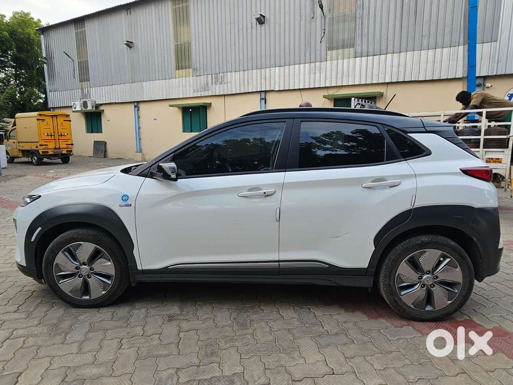 Hyundai Kona Electric Premium Dual Tone, 2022, Electric