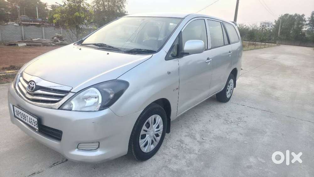 Toyota Innova 2.5 G (diesel) 7 Seater, 2009