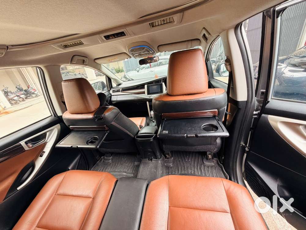Toyota Innova Crysta 2017 December