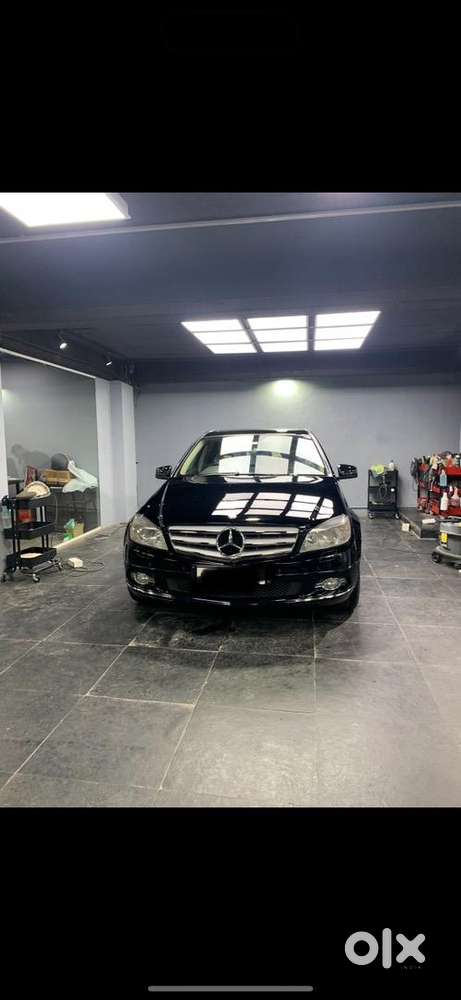 Mercedes-benz C-class 2011 Petrol 55000 Km Driven
