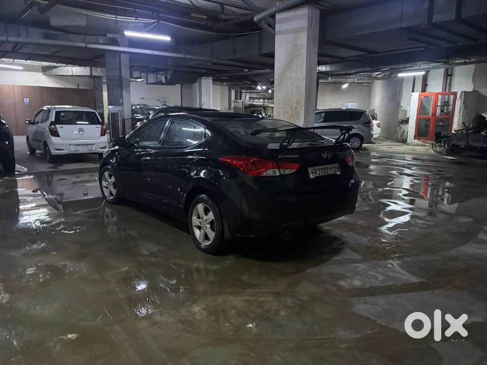 Hyundai New Elantra Petrol 2013