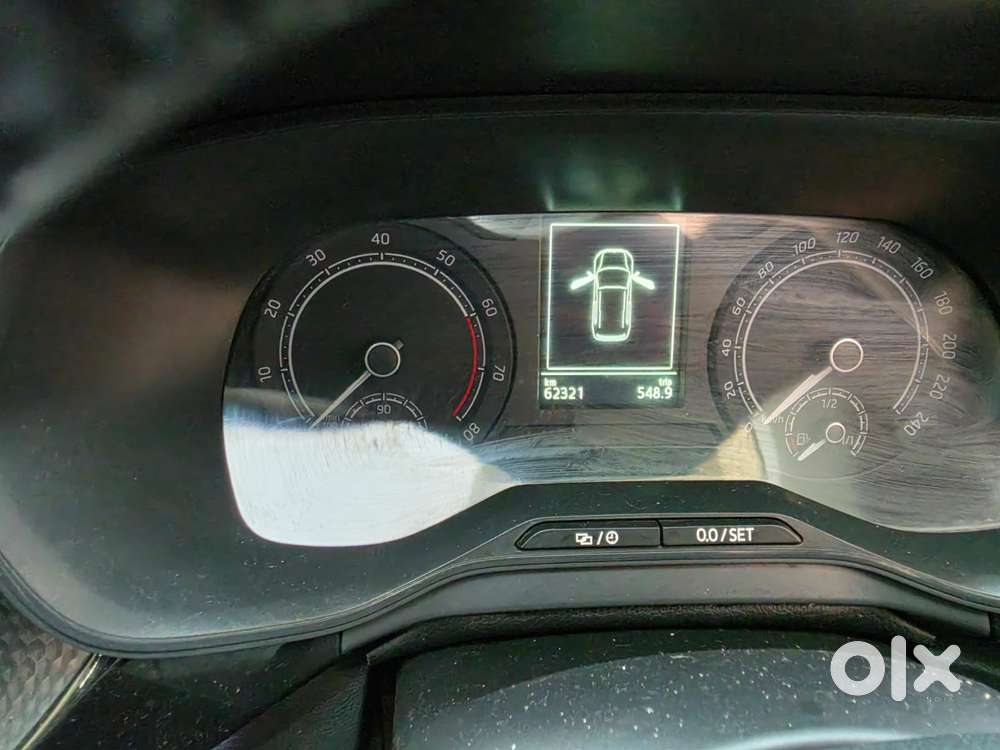 Skoda Kushaq Style 1.5 Tsi Dsg Dual Tone, 2021, Petrol