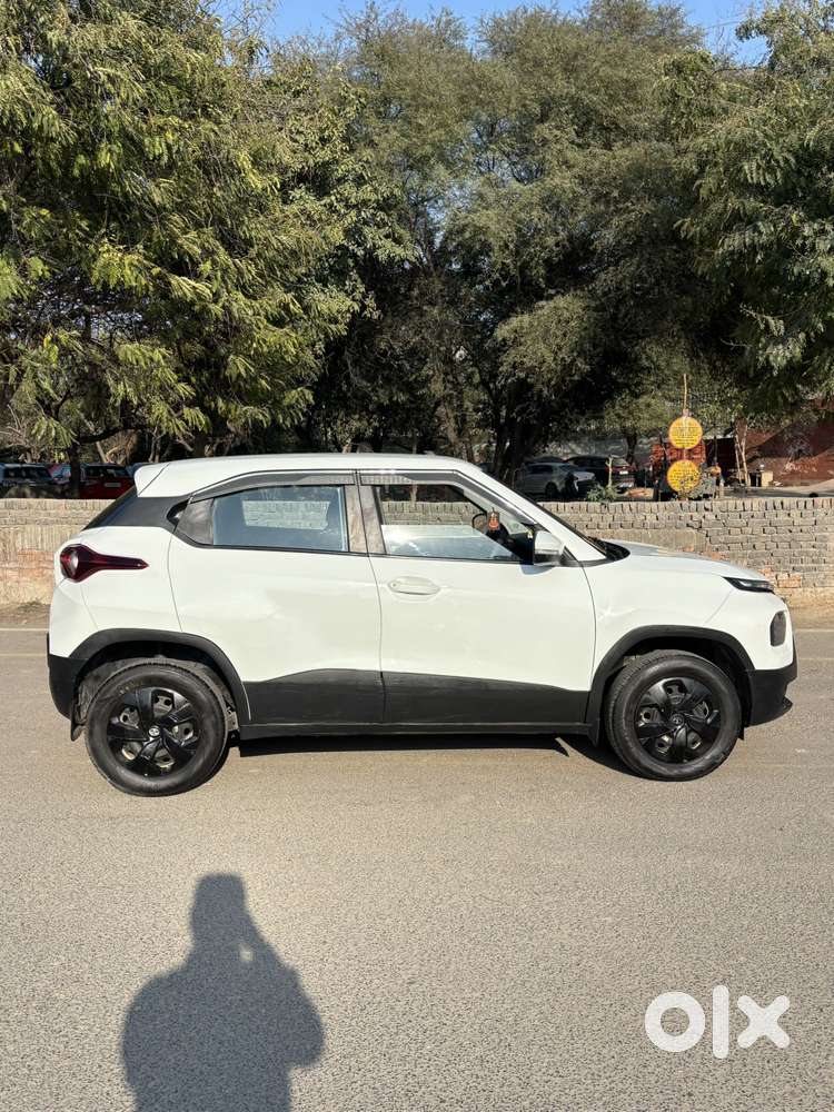 Tata Punch Camo Adventure Mt, 2023, Petrol