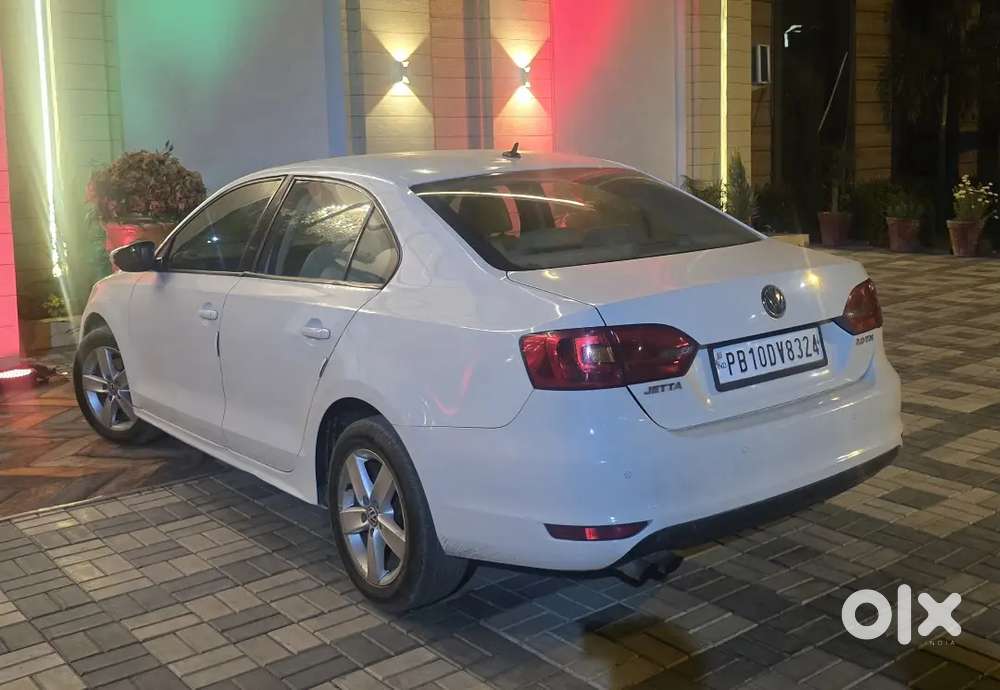 Volkswagen Jetta Tdi 2012 With Comfortline Features
