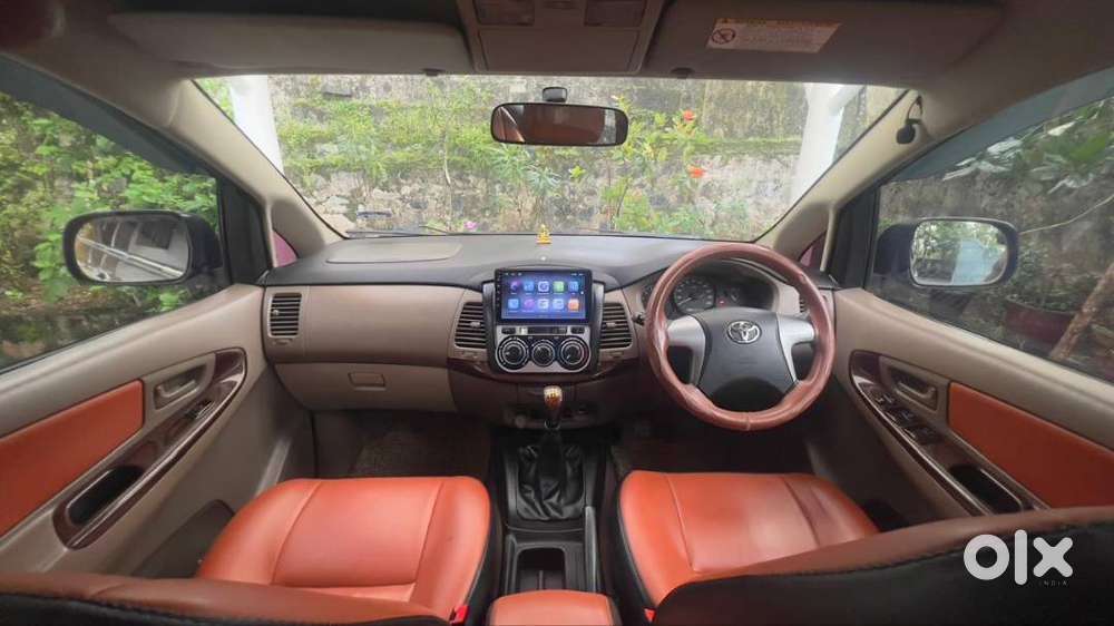 Toyota Innova 2015 Diesel 2 Variants