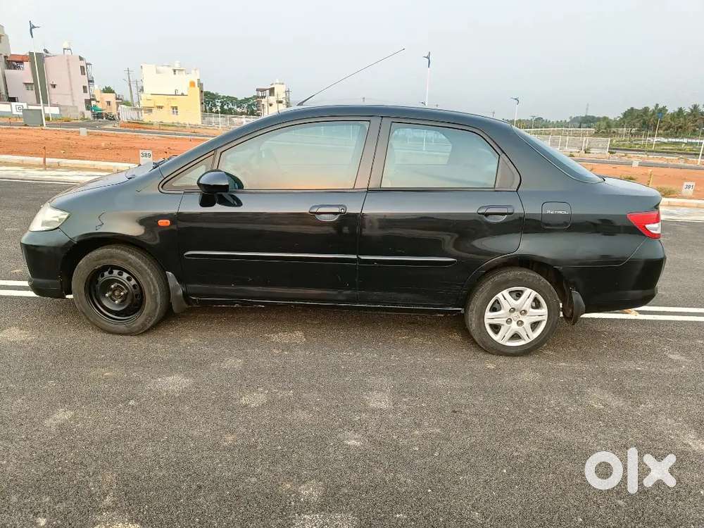 Honda City 2004 Petrol Well Maintained
