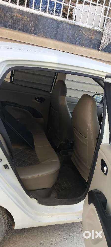 Hyundai I10 Sportz 2012 Mopdel