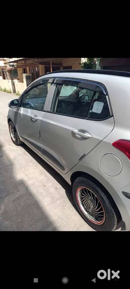 Hyundai Grand I10 1.2 Crdi Sportz, 2015, Diesel