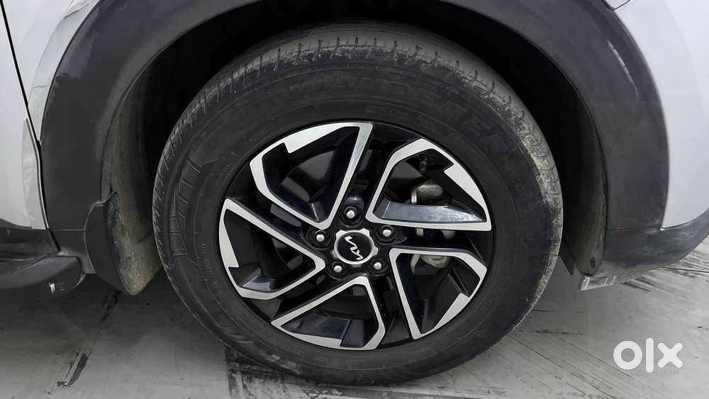 Kia Carens 1.5 Luxury Plus Diesel At 7 Str, 2023, Diesel