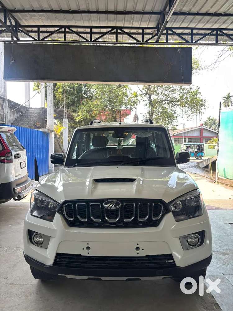 Mahindra Scorpio S11 2022