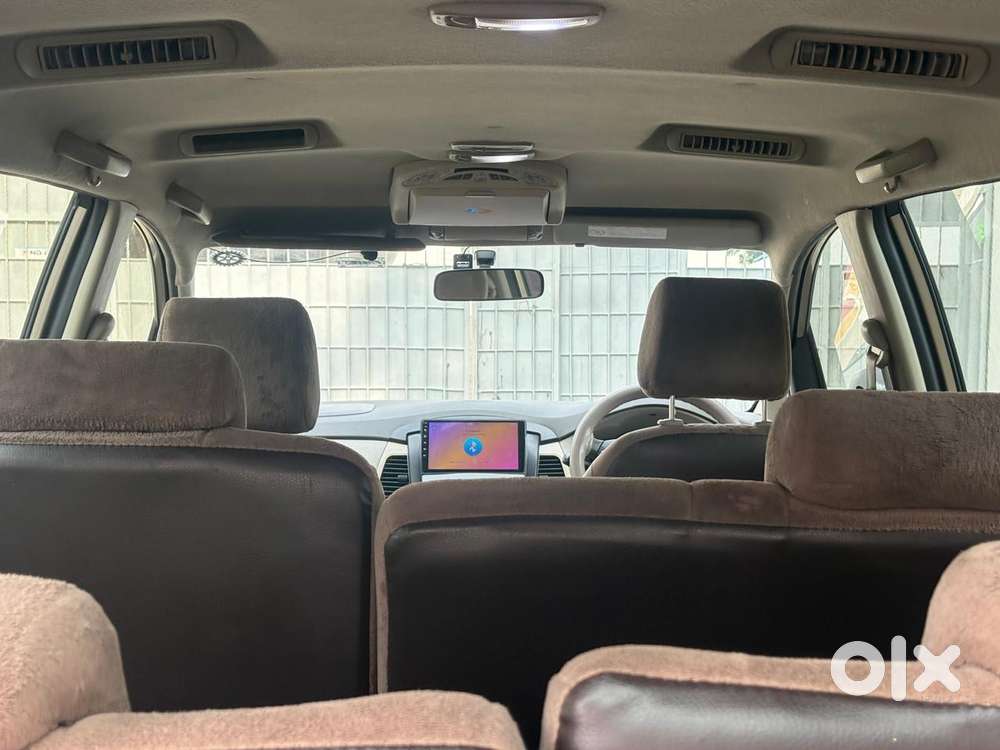 Toyota Innova 2.5 V 7 Str, 2011, Diesel