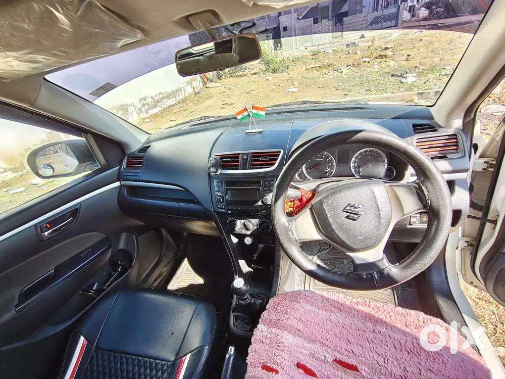 Maruti Swift Vxi Cng Year 2017