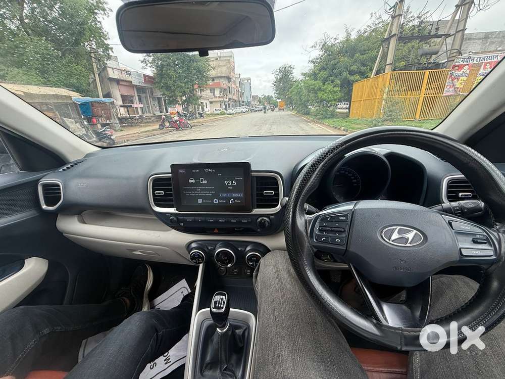 Hyundai Venue Petrol 2019