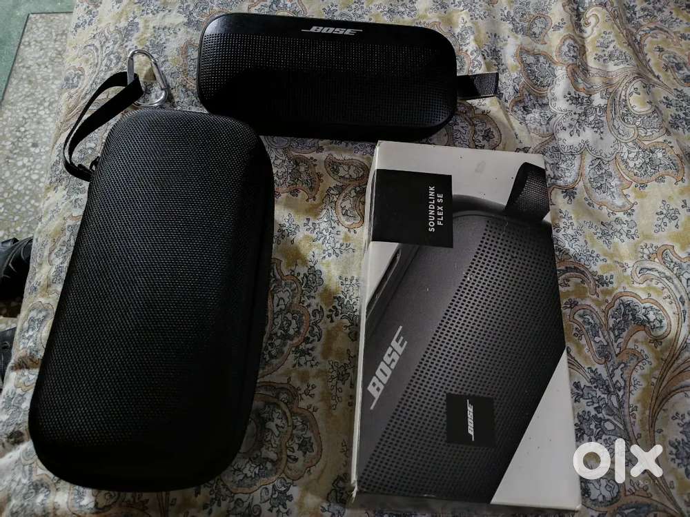 BOSE SOUNDLINK FLEX SE ,brand new