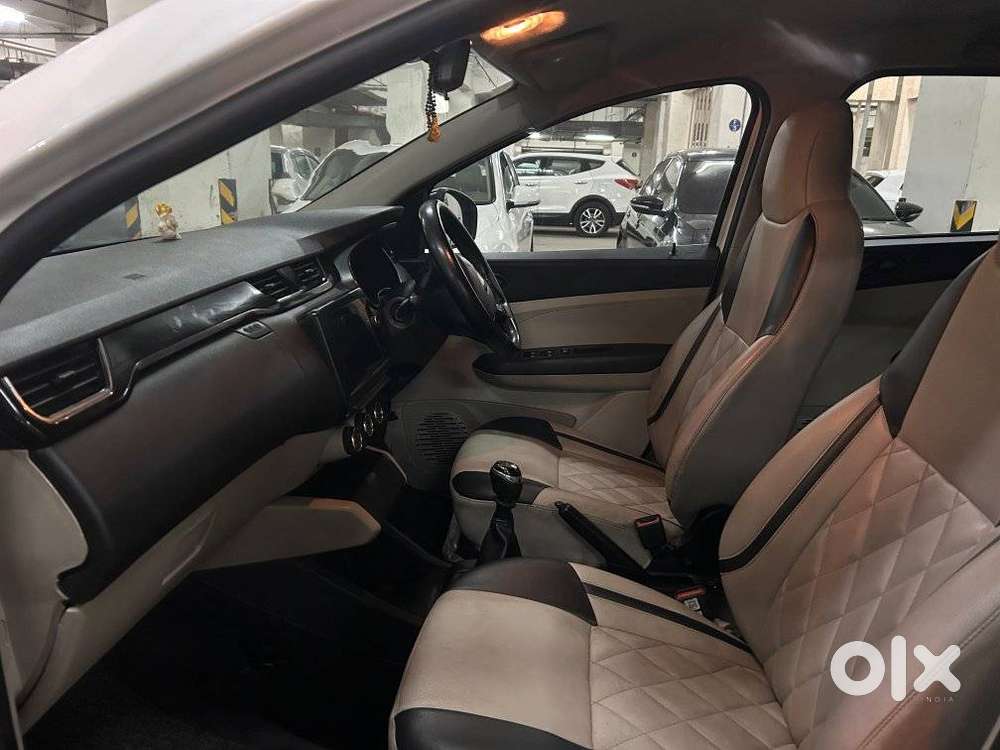 Renault Triber Rxt, 2021, Petrol