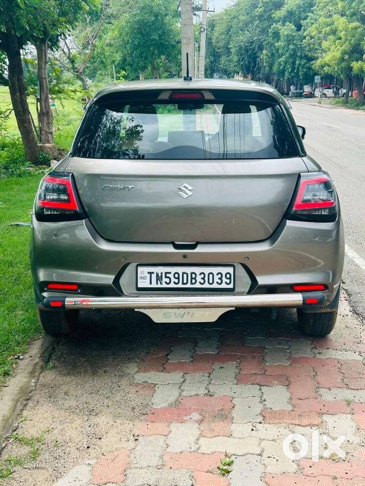 Maruti Suzuki Swift Vxi + Manual, 2024, Petrol