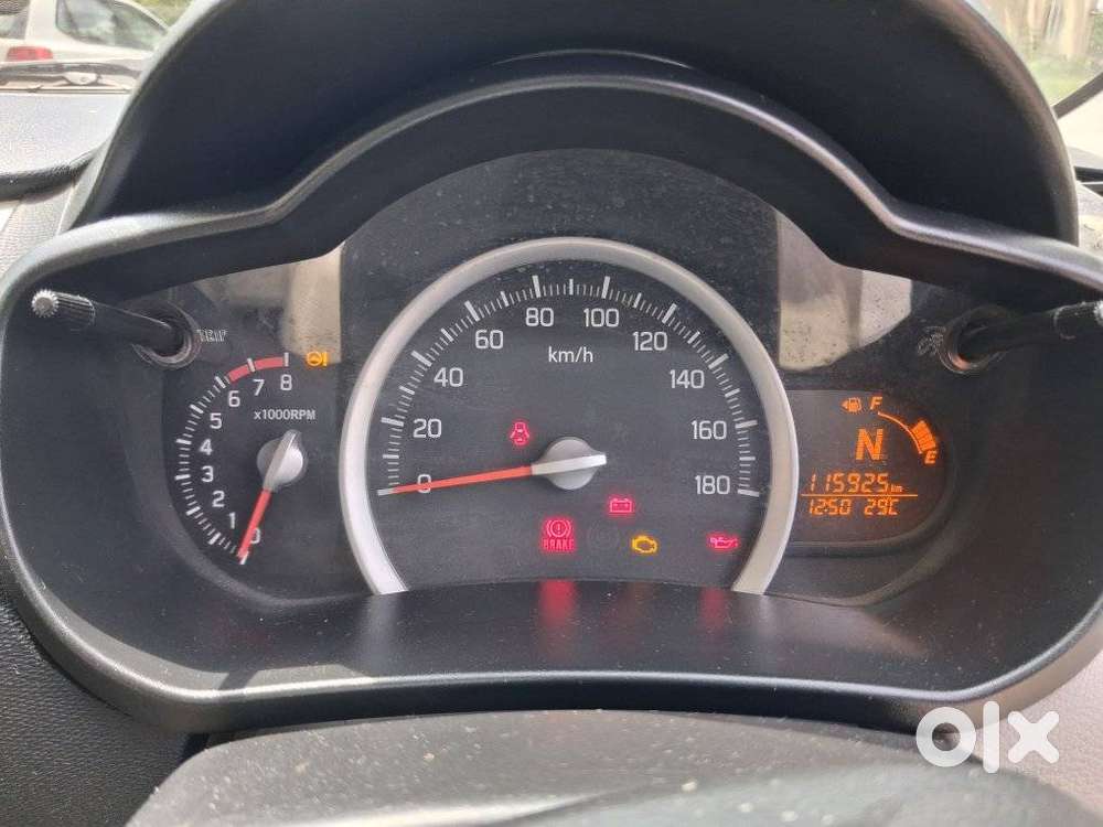 Maruti Suzuki Celerio Vxi At, 2016, Petrol
