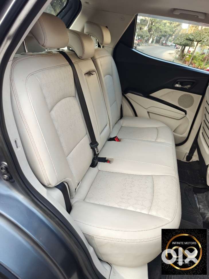 Mahindra Xuv400 Ev El Fast Charger Dt, 2024, Electric