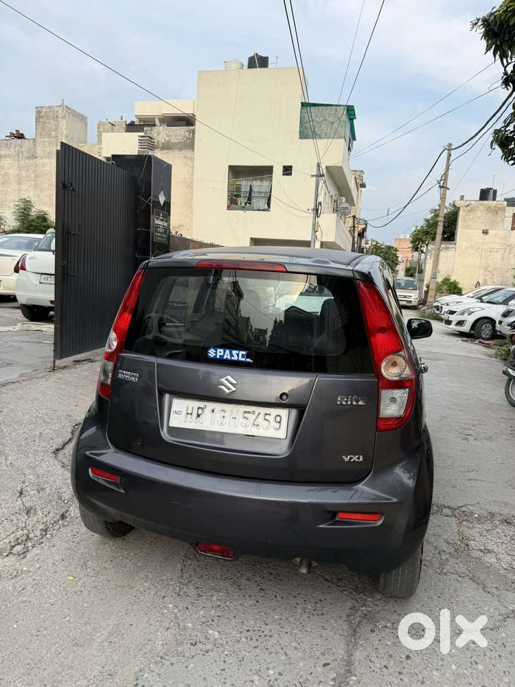 Maruti Suzuki Ritz Vxi, 2013, Petrol