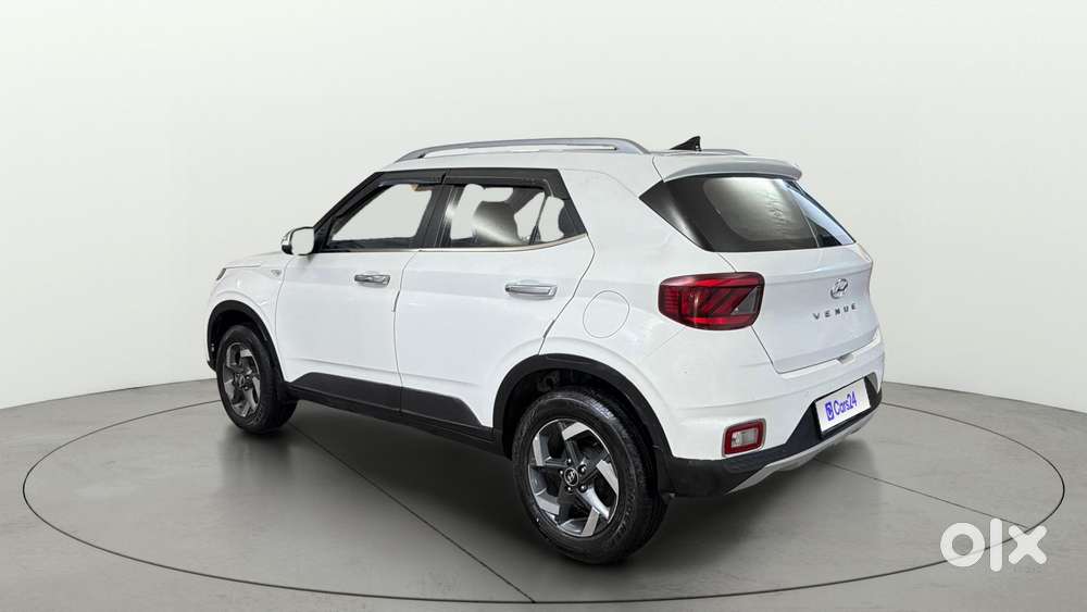 Hyundai Venue S, 2022, Petrol
