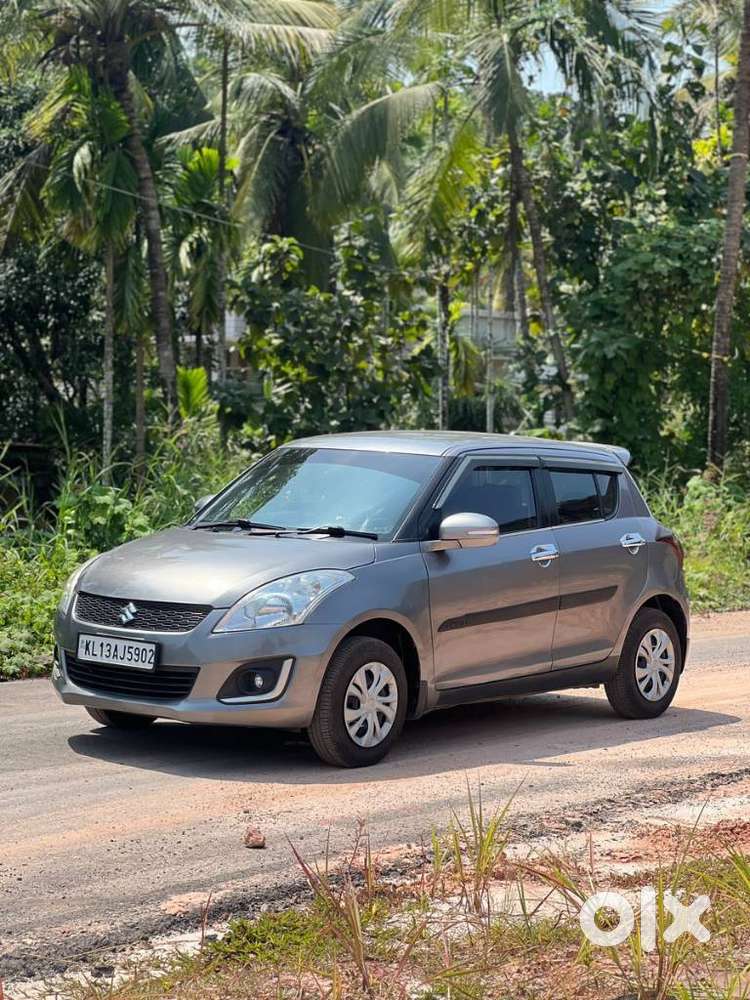 Maruti Suzuki Swift Vxi + Manual, 2017, Petrol