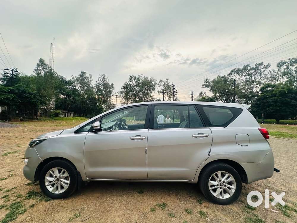 Toyota Innova 2.5 Vx 7 Seater Bs Iv, 2016, Diesel