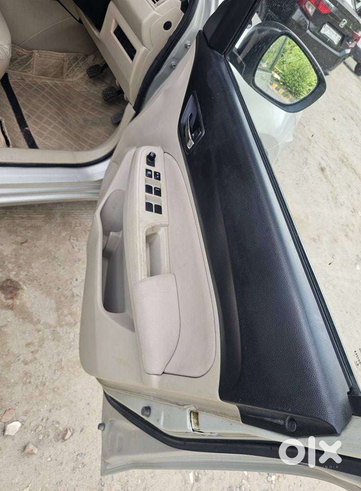Maruti Suzuki Dzire 1.2 Vxi, 2018, Petrol