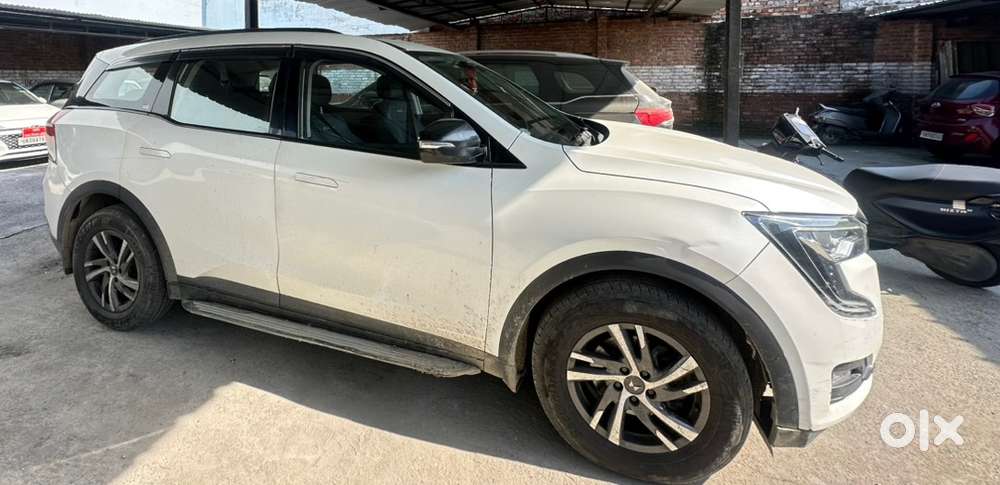 Mahindra Xuv700 Diesel 2023