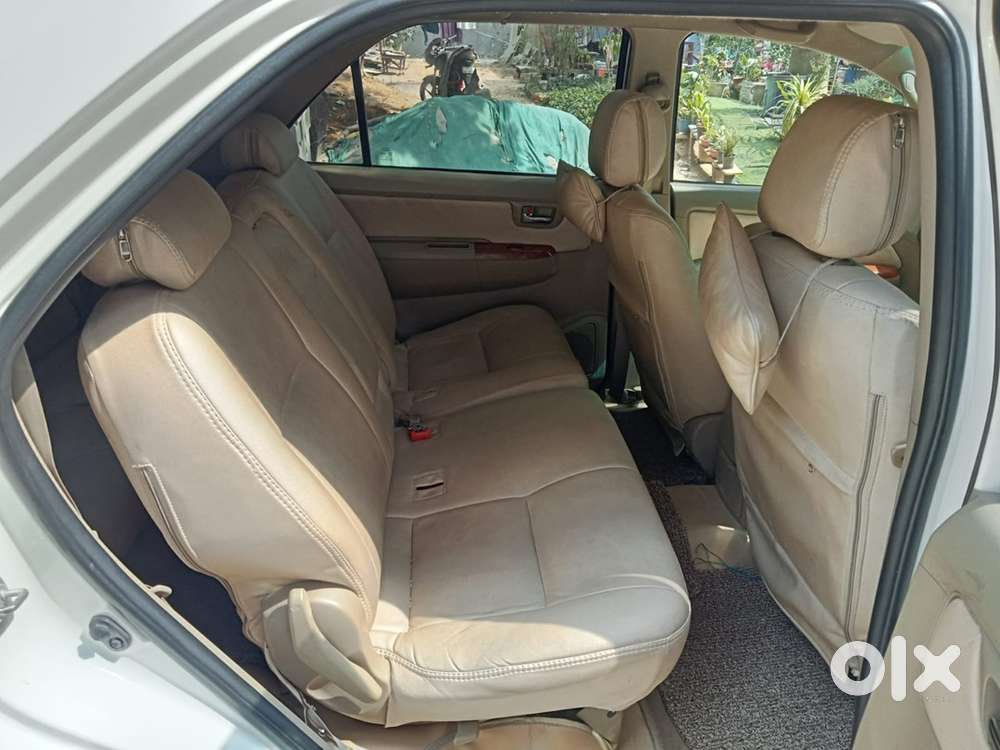 Toyota Fortuner 2011 Diesel