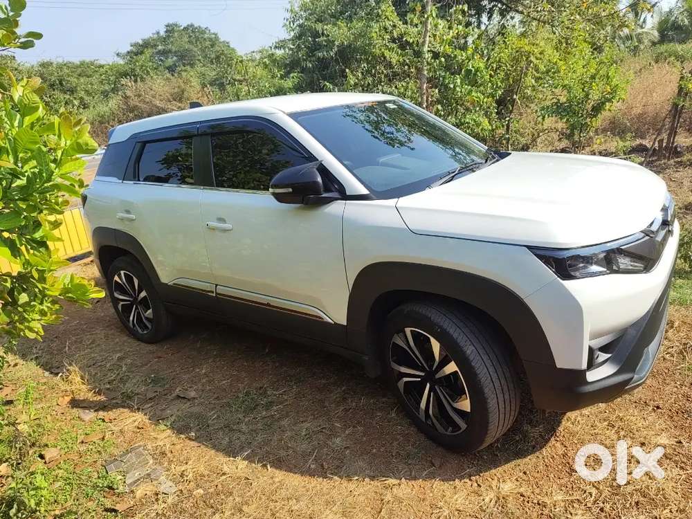 Maruti Suzuki Brezza 2024 Petrol Well Maintained