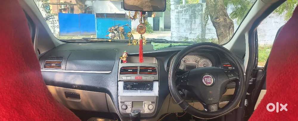 Fiat Linea Emotion 2009 Car Rc Valid 2029