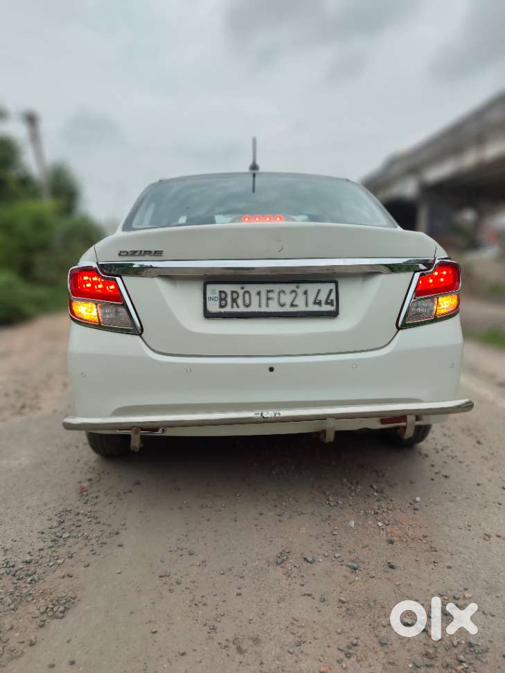 Maruti Suzuki Dzire 1.2 Vxi, 2022, Petrol